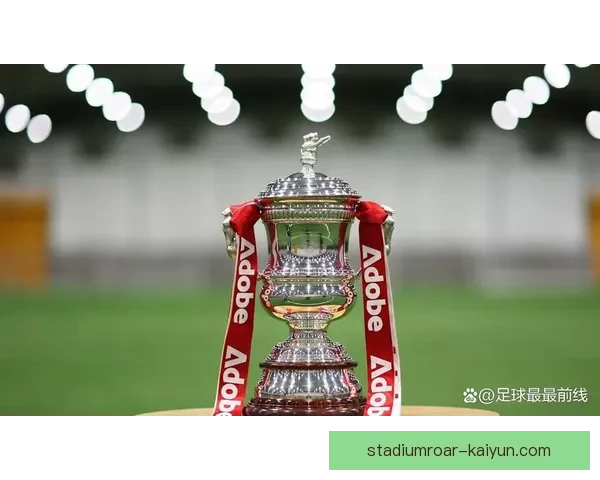 水晶宫在足总杯中展现实力，成功晋级下一轮表现亮眼。