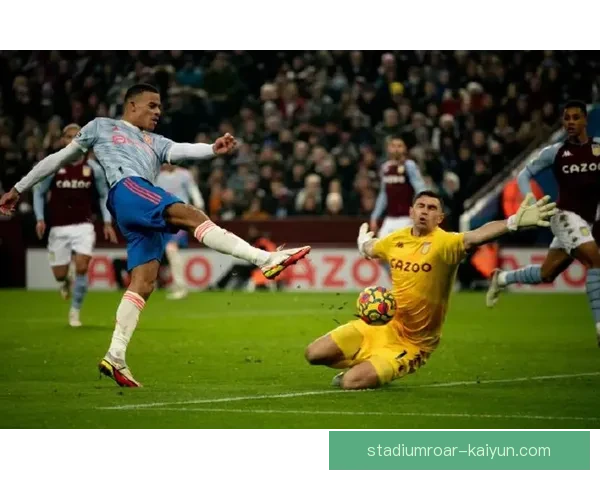 卡瓦尼射门方式分析：状态回暖，表现稳健为球队贡献火力