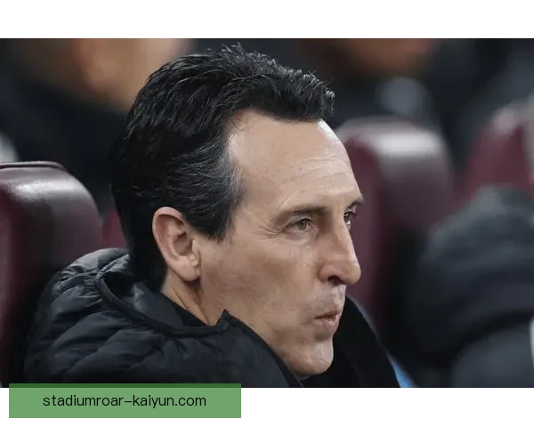 扎伊尔-埃梅里比赛阅读能力持续提升，中场组织表现稳健